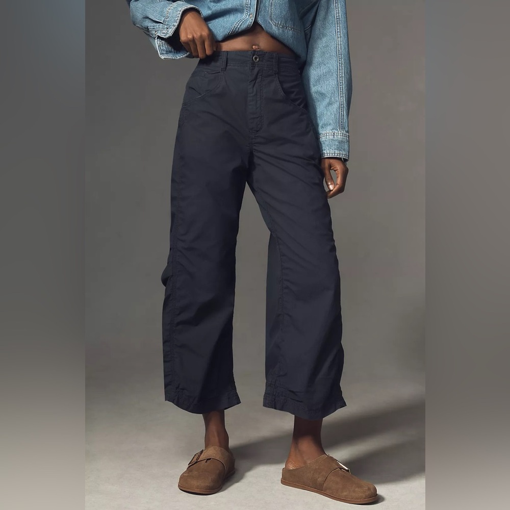 Pilcro Wide-Leg Cropped Cargo Pants in Navy